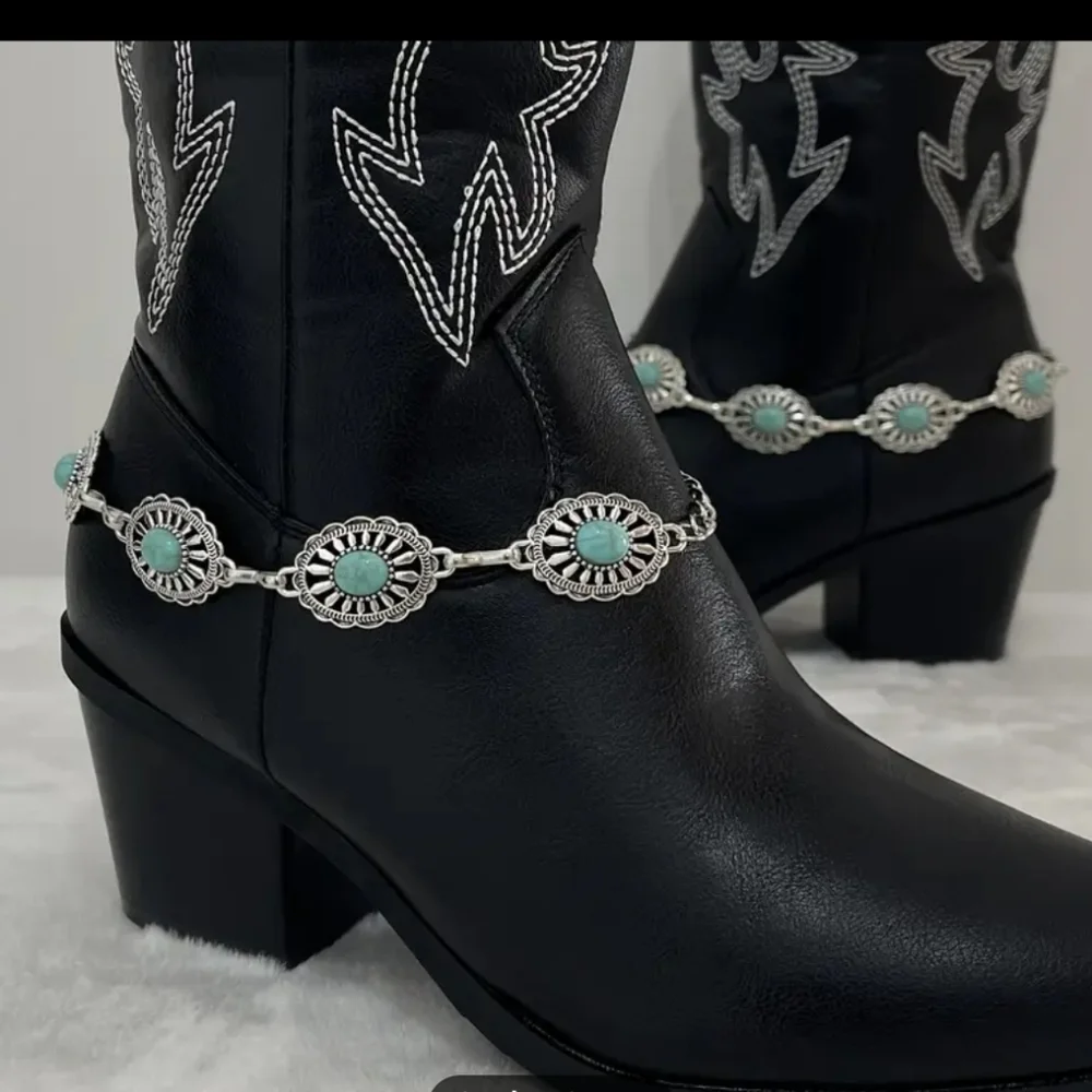 🆕️🤠 SILVER-TONE FAUX TURQUOISE WESTERN BOOT CHAINS🤠 - Picture 6 of 6